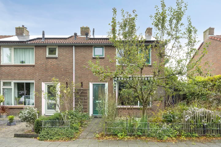 Lindelaan 12 in Meteren