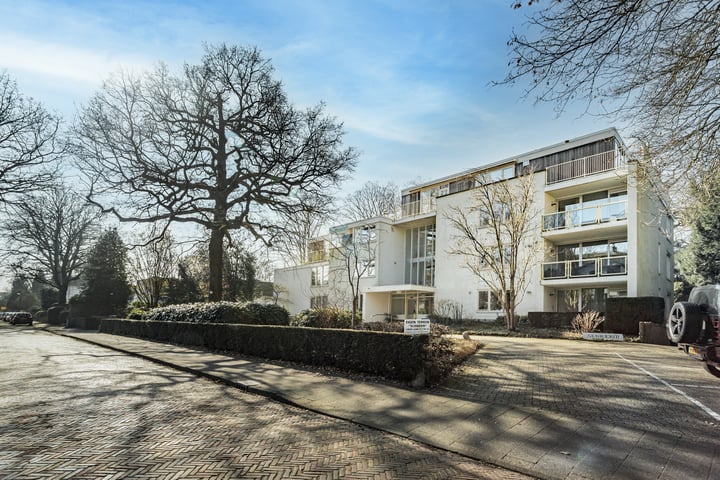 Lindelaan 43 in Bussum foto