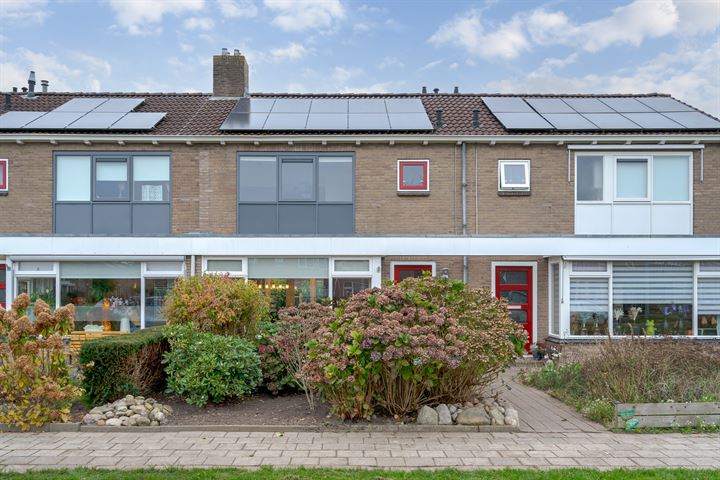 Lindelaan 51 in Roden foto
