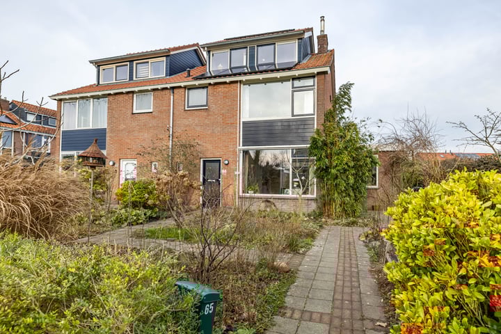 Lindelaan 65 in Roden foto
