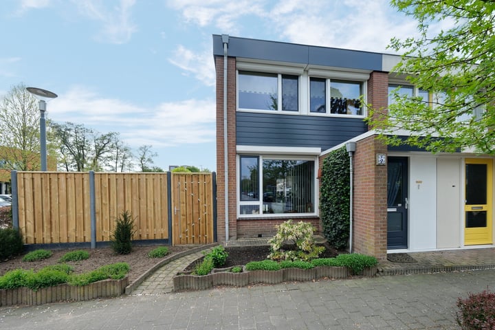 Lindenhorst 5 in Ede foto