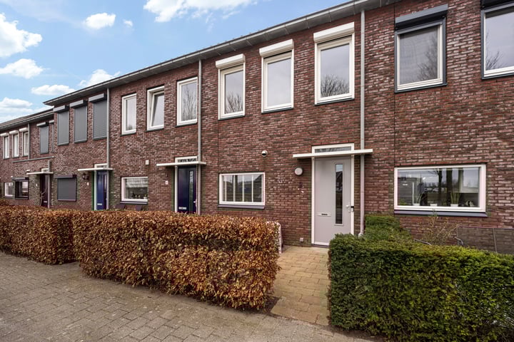 Lindenhorststraat 2 in Zwolle foto