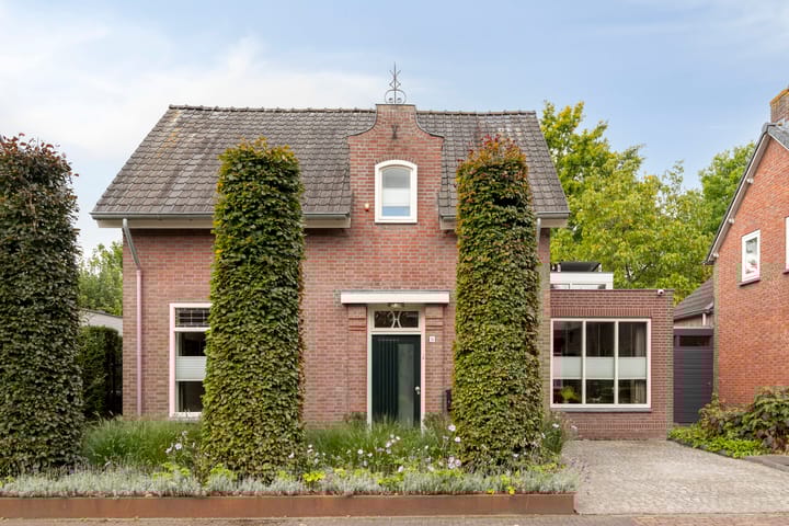 Lindenlaan 14 in Nuenen foto