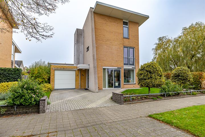 Lindenlaan 19 in Hoogezand foto