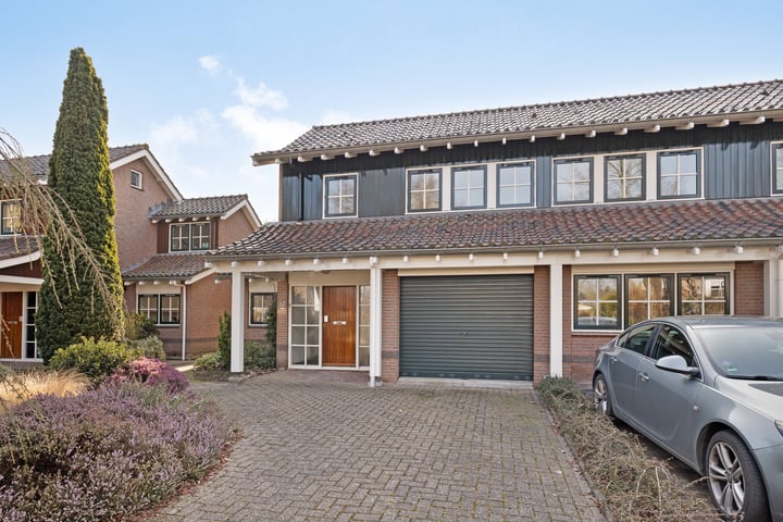 Lindenlaan 30 in Heerhugowaard foto