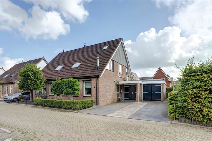 Lindenstraat 35 in Meerkerk foto