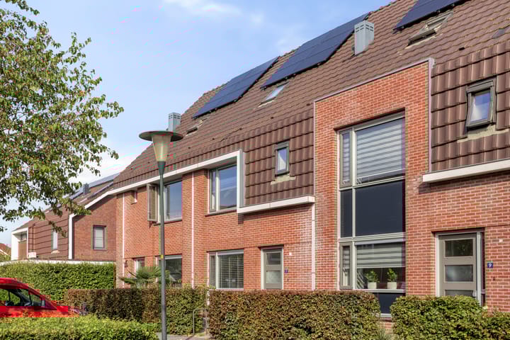 Lingegraaf 7 in Elst