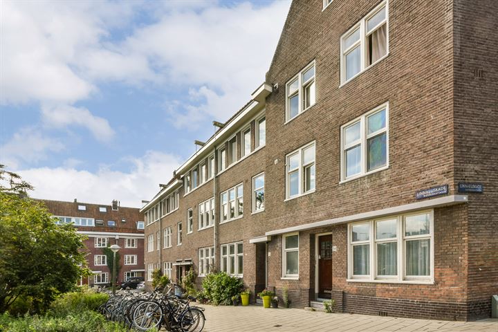 Linnaeuskade 56-H in Amsterdam foto