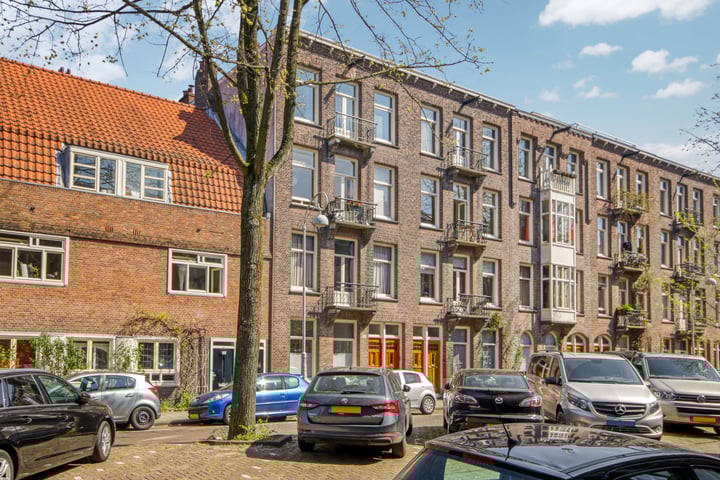 Linnaeusparkweg 101-3 in Amsterdam foto