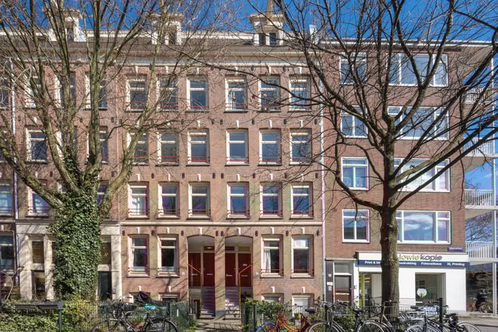 Linnaeusstraat 101-2 in Amsterdam foto