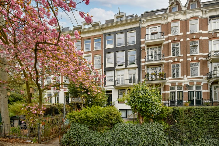 Linnaeusstraat 17-H in Amsterdam