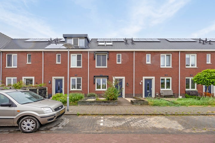 Lint 38 in Lage Zwaluwe foto