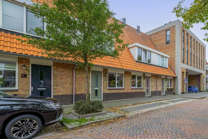 Lisbloemstraat 6 in Lisse foto