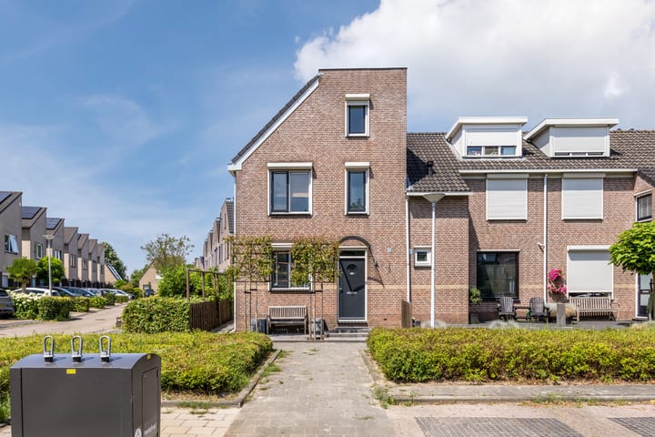 Lisdreef 2 in Papendrecht foto