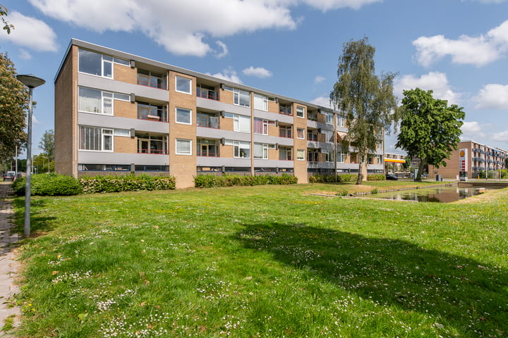 Lisstraat 2 in Zwijndrecht foto