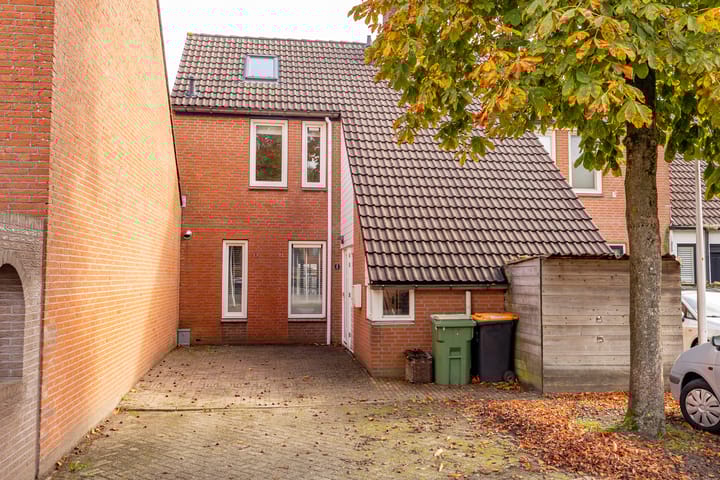 Listerhof 5 in Hoogeveen foto