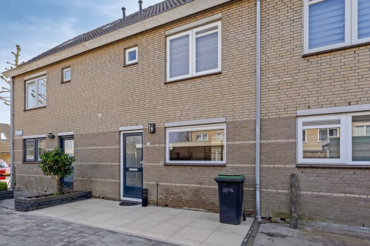 Lisztpad 3 in Almere foto