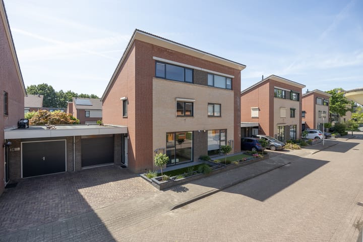 Litas 12 in Etten-Leur foto