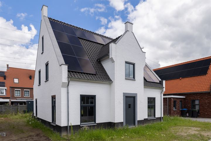Lobbenhoeve 3 in Helmond foto