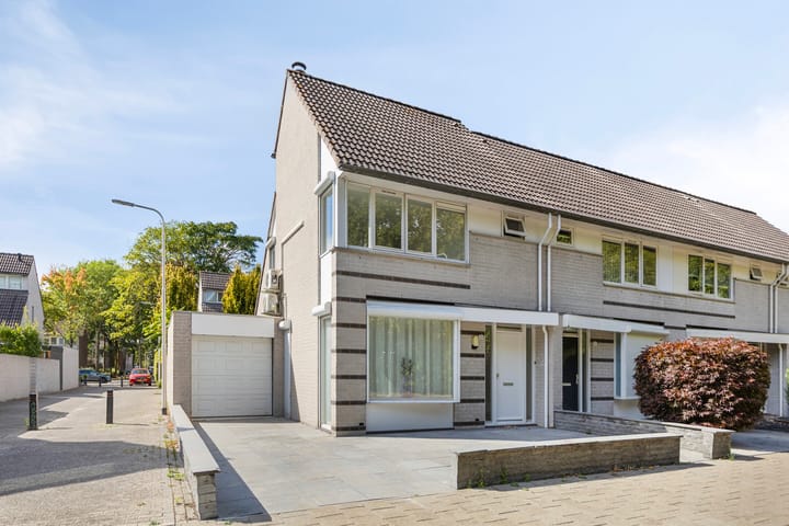 Locatellistraat 23 in Tilburg foto