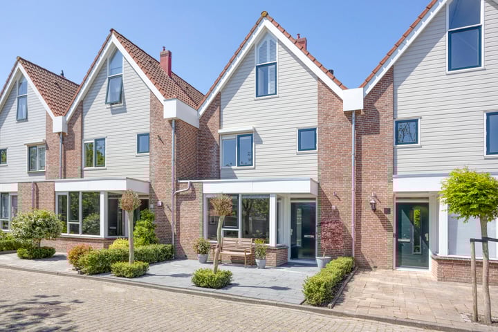 Loeffendijk 13 in Middenbeemster