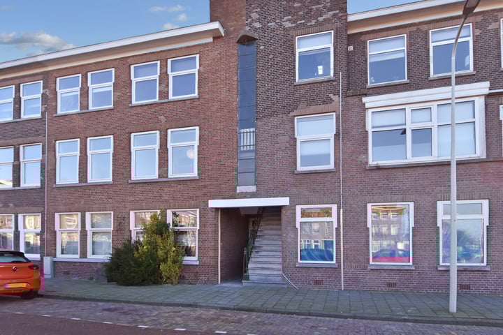 Loenenseplein 15 in 's-Gravenhage foto