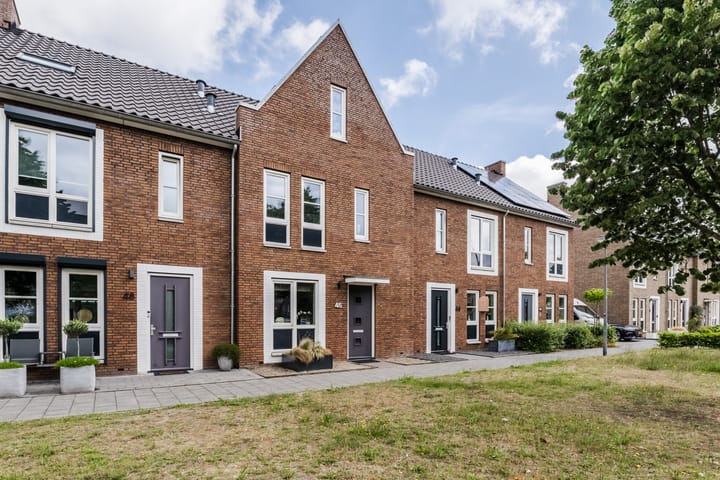 Loevensteinlaan 46 in Oosterhout foto