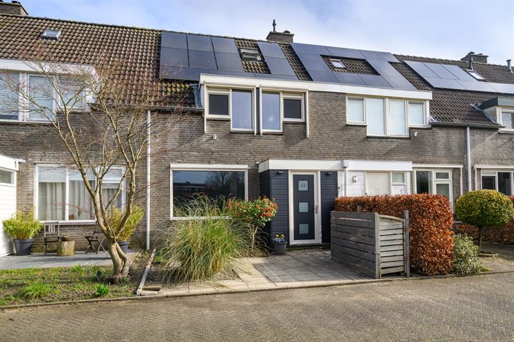 Loevestein 14 in Huizen foto