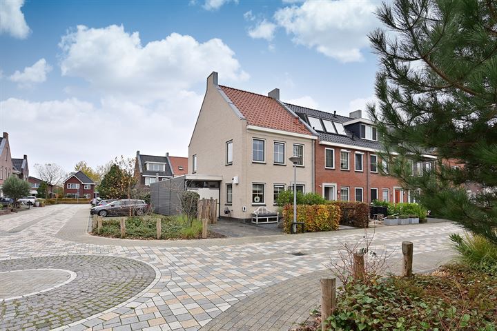 Loggerzeil 1 in Almere foto