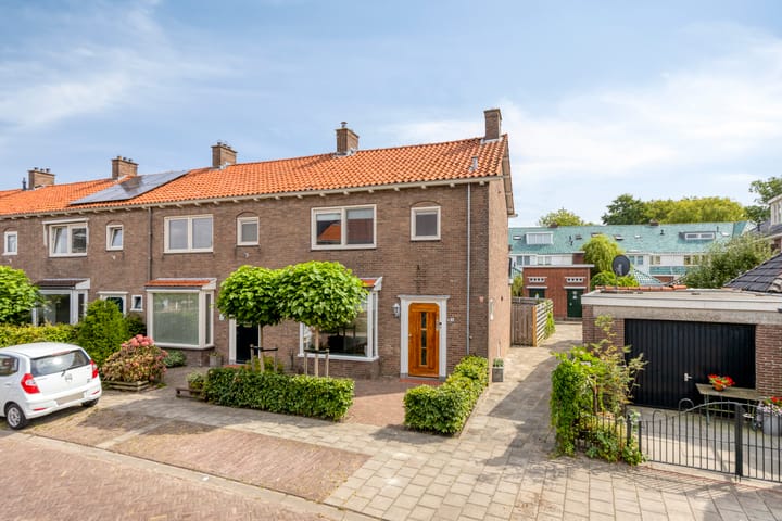 Lohmanstraat 2 in Sneek