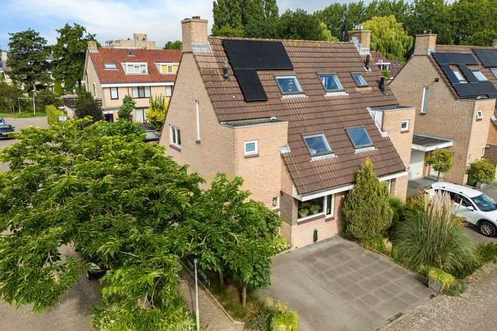Lokhorst 11 in Alphen aan den Rijn foto