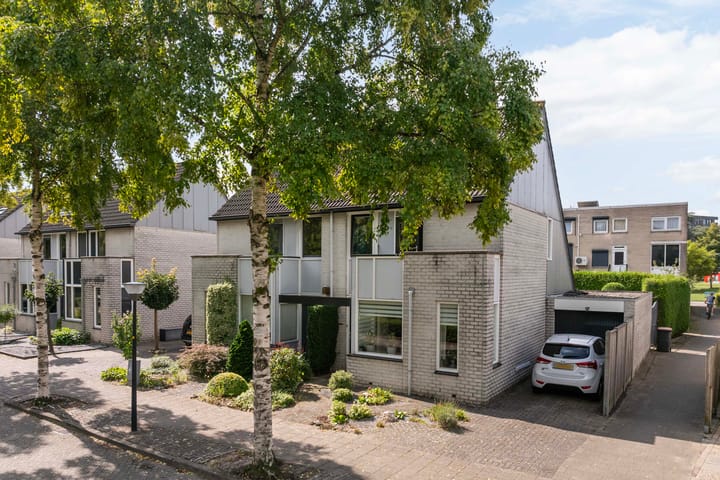 Lokomotiefstraat 48 in Apeldoorn foto