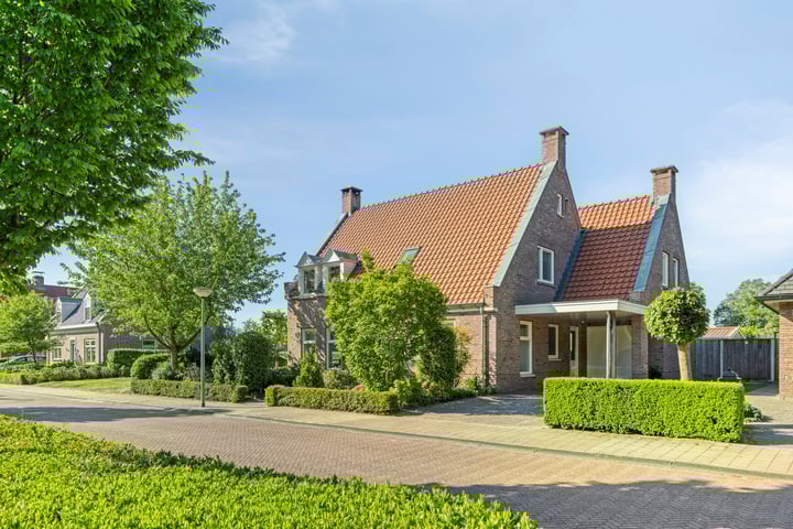 Lomanskamp 18 in Beuningen foto