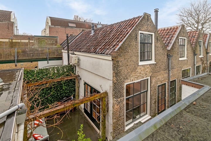 Looierspoort 6 in Gouda foto
