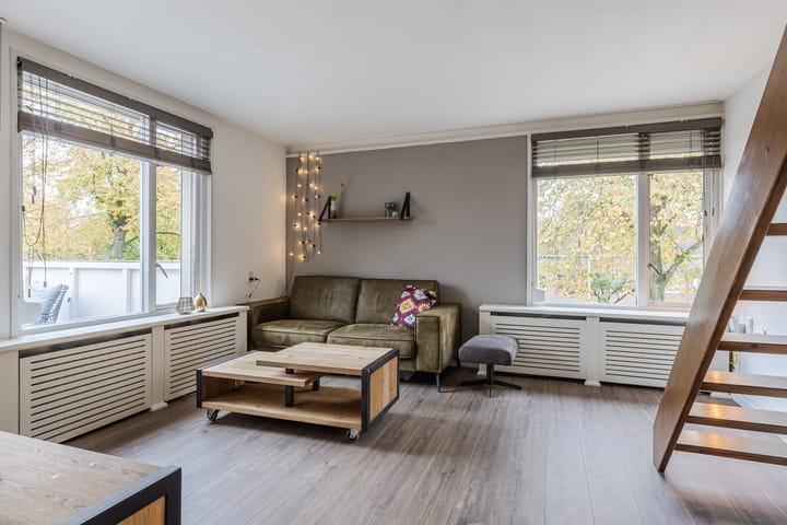 Looiersveld 24 in Rijen foto