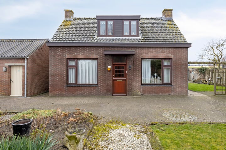 Loonsedijk 15 in Lage Zwaluwe foto