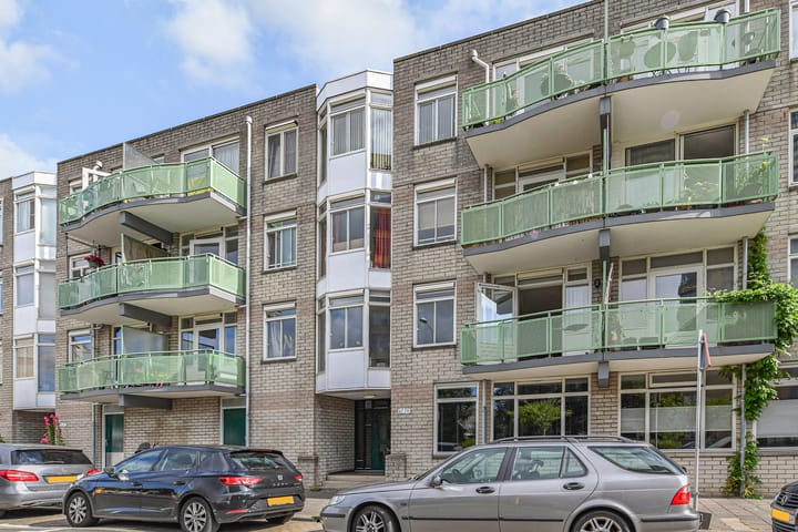 Loosduinse Uitleg 69 in 's-Gravenhage
