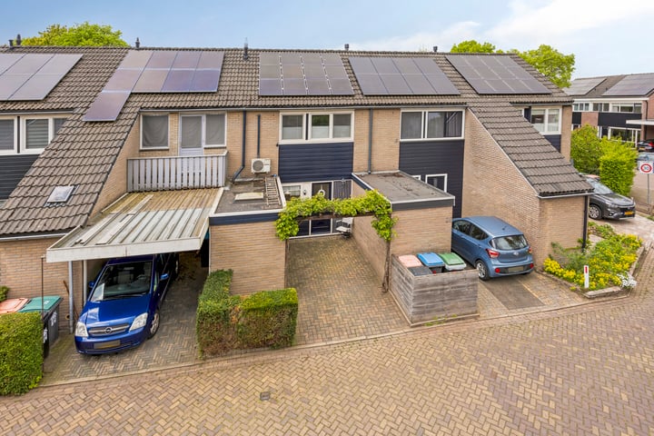 Loowaard 24 in Almelo foto