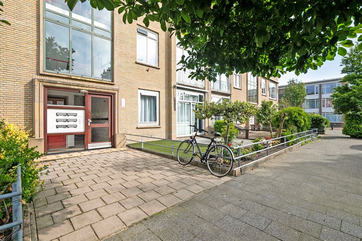 Lopikplein 31 in 's-Gravenhage foto