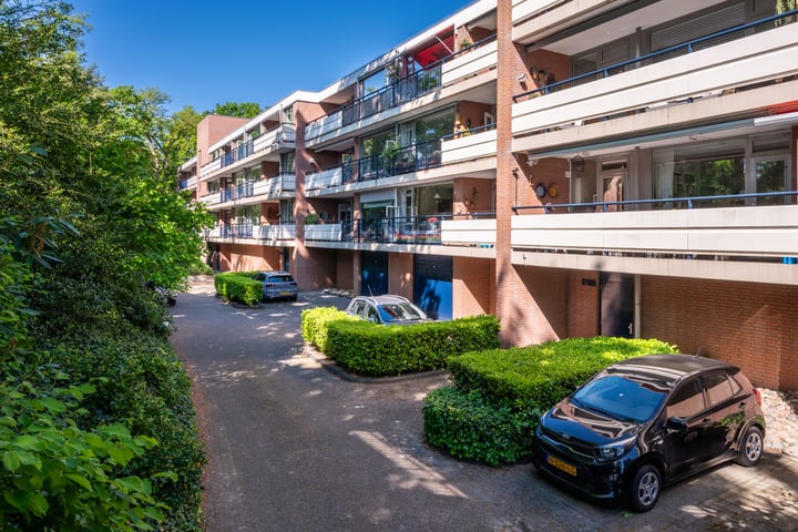 Loseweg 137 in Apeldoorn foto