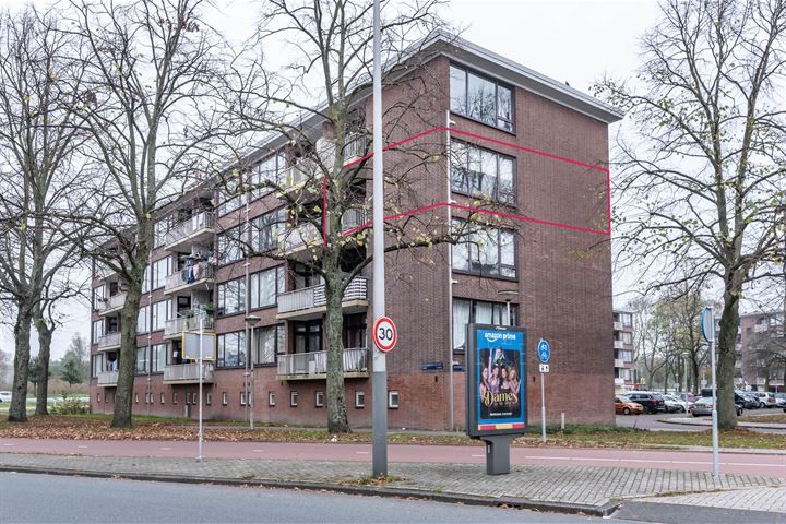 Lou Jansenplein 76-2 in Amsterdam foto