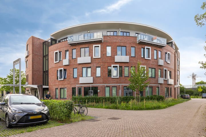 Louis Armstrongweg 56M in Almere foto