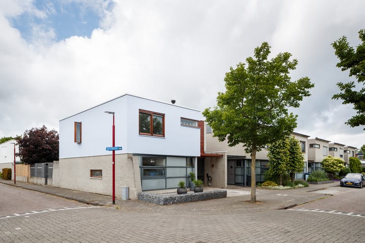 Louis Couperushove 37 in Nieuwegein foto