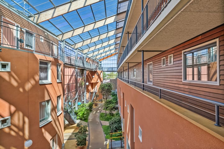 Louis Davidsstraat 174 in Almere foto