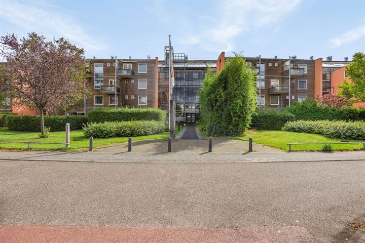 Louis Davidsstraat 198 in Almere foto