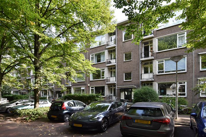 Louise Henriëttestraat 66 in 's-Gravenhage foto