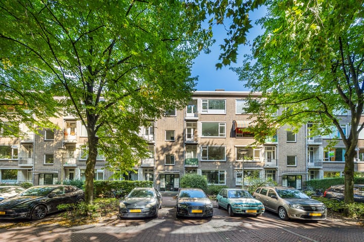 Louise Henriëttestraat 78 in 's-Gravenhage foto
