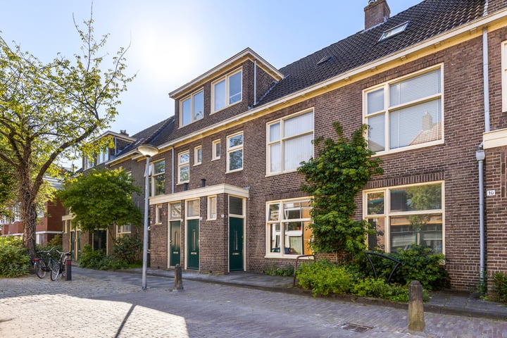 Louise Henriettestraat 8 in Groningen foto