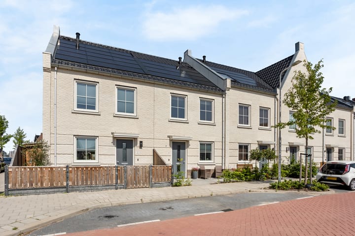 Louvre 4 in Zevenhuizen foto