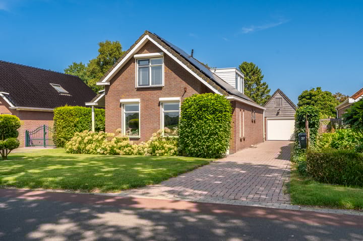 Louwdijk 37 in Blijham